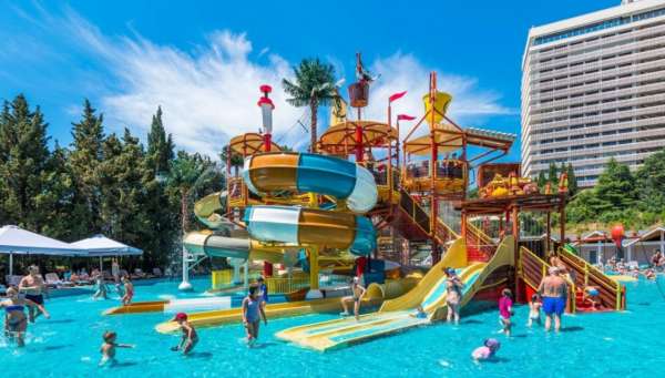 Отель Yalta Intourist